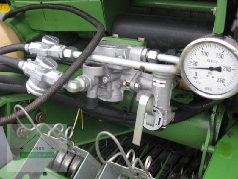Rundballenpresse of the type Krone Comprima 150 CX, Gebrauchtmaschine in Ottensheim (Picture 16)