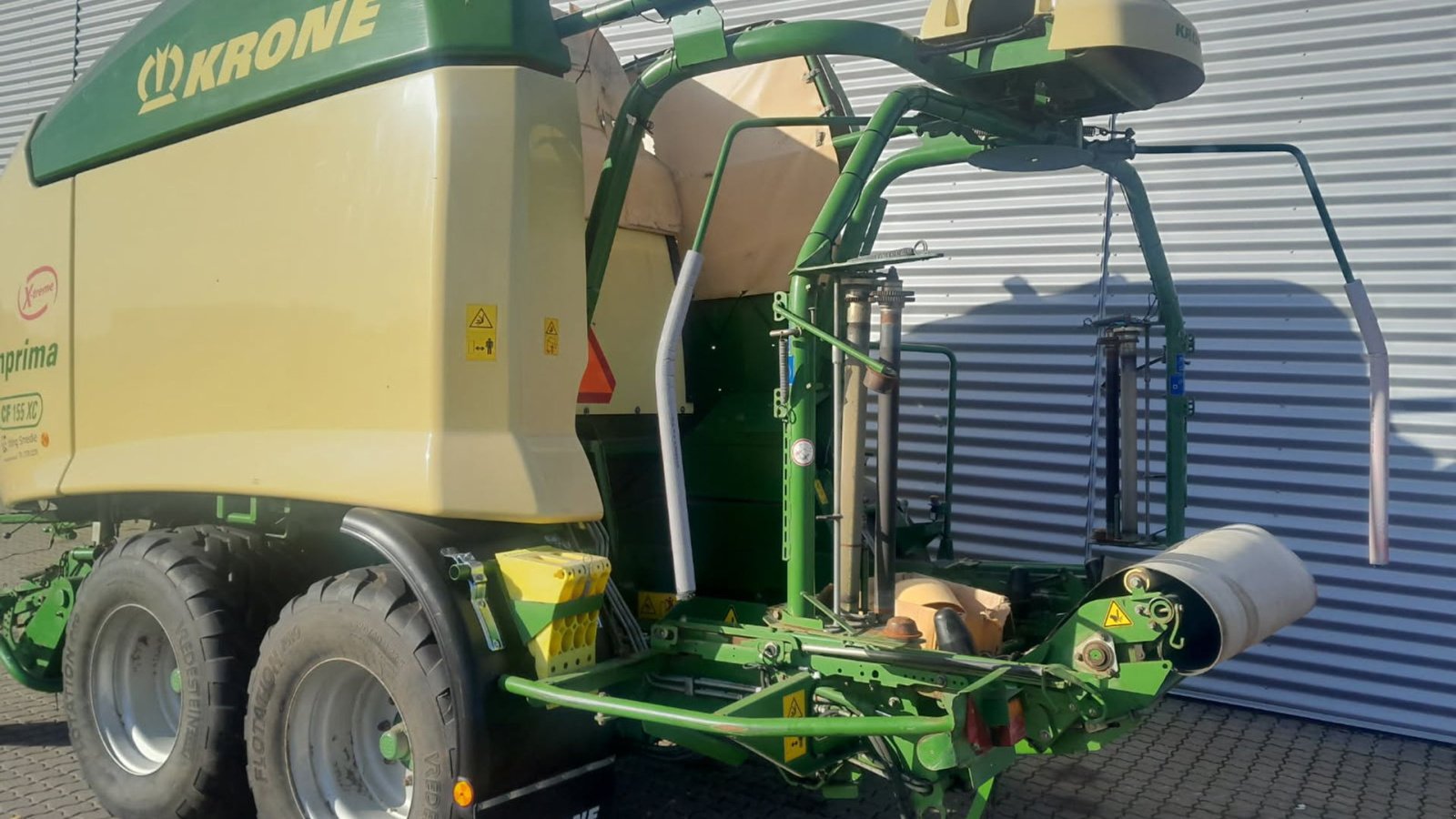 Rundballenpresse типа Krone Comprima CF 155 XC Extreme, Gebrauchtmaschine в Horsens (Фотография 6)