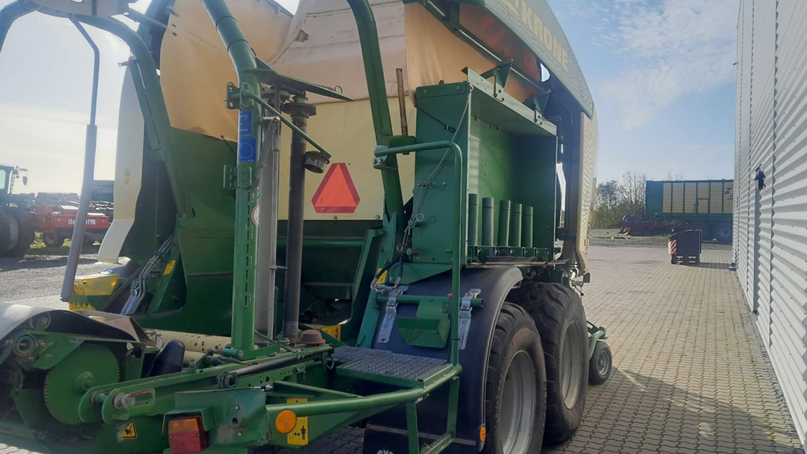 Rundballenpresse типа Krone Comprima CF 155 XC Extreme, Gebrauchtmaschine в Horsens (Фотография 2)