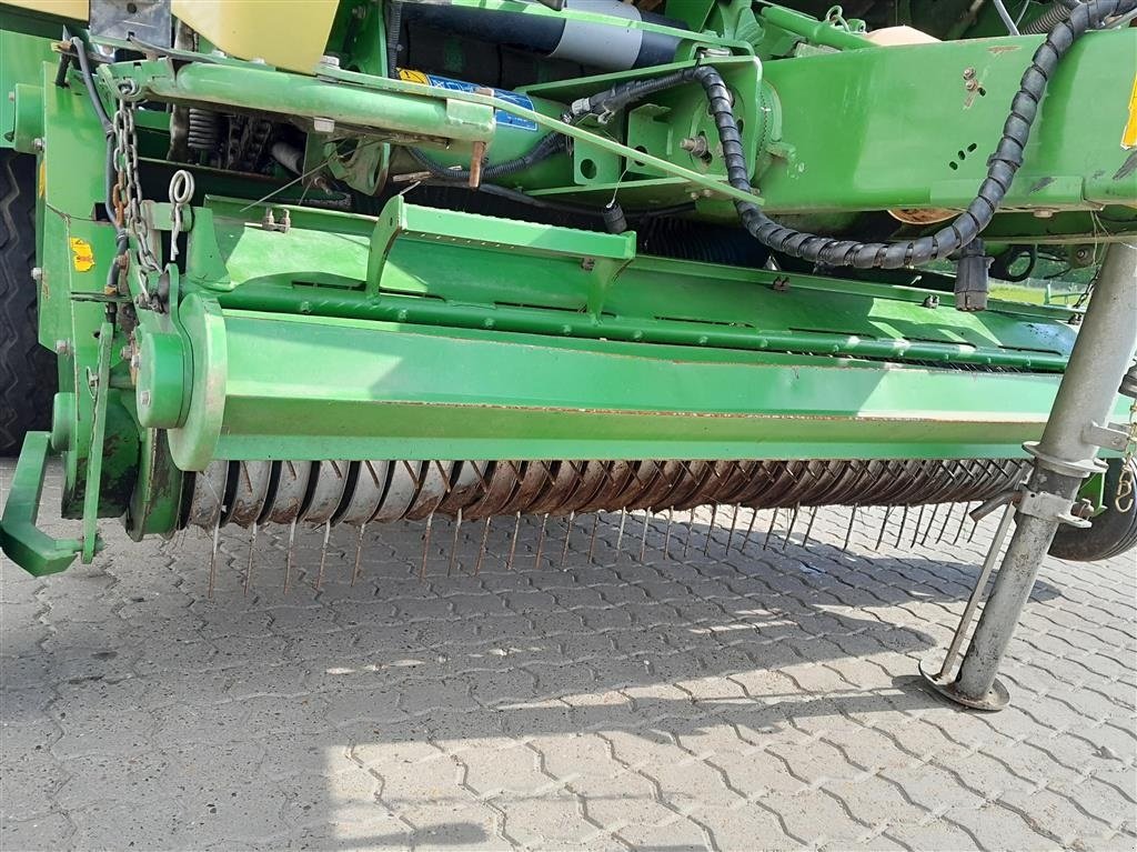 Rundballenpresse za tip Krone Comprima CF 155 XC, Gebrauchtmaschine u Horsens (Slika 12)