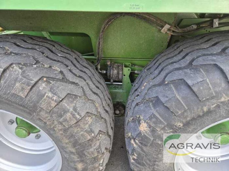 Rundballenpresse типа Krone COMPRIMA CF 155 XC, Gebrauchtmaschine в Melle-Wellingholzhausen (Фотография 17)