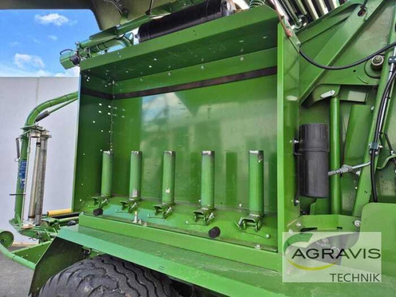 Rundballenpresse типа Krone COMPRIMA CF 155 XC, Gebrauchtmaschine в Melle-Wellingholzhausen (Фотография 15)