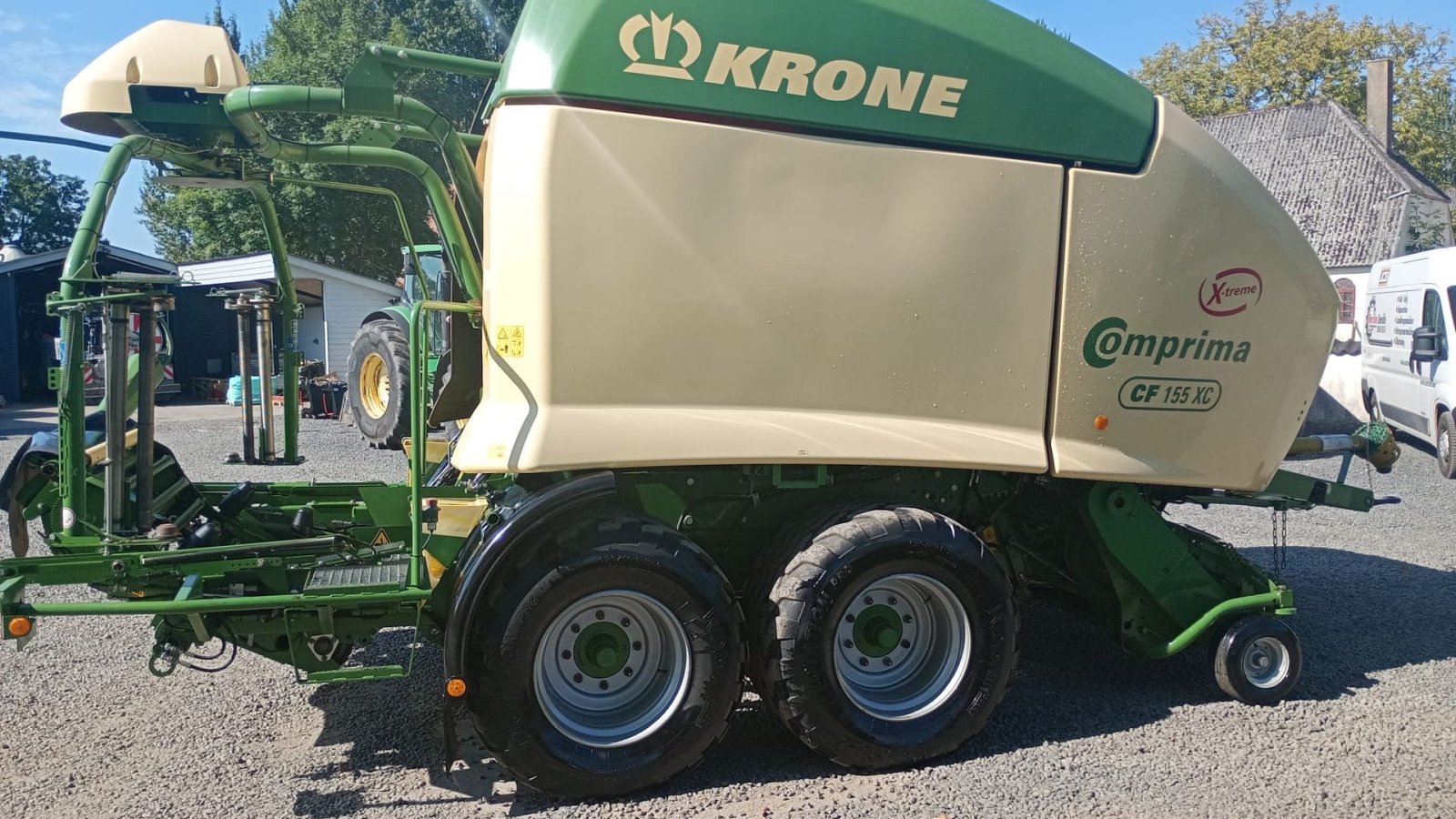 Rundballenpresse del tipo Krone Comprima CF 155 XC, Gebrauchtmaschine en Asperup (Imagen 2)
