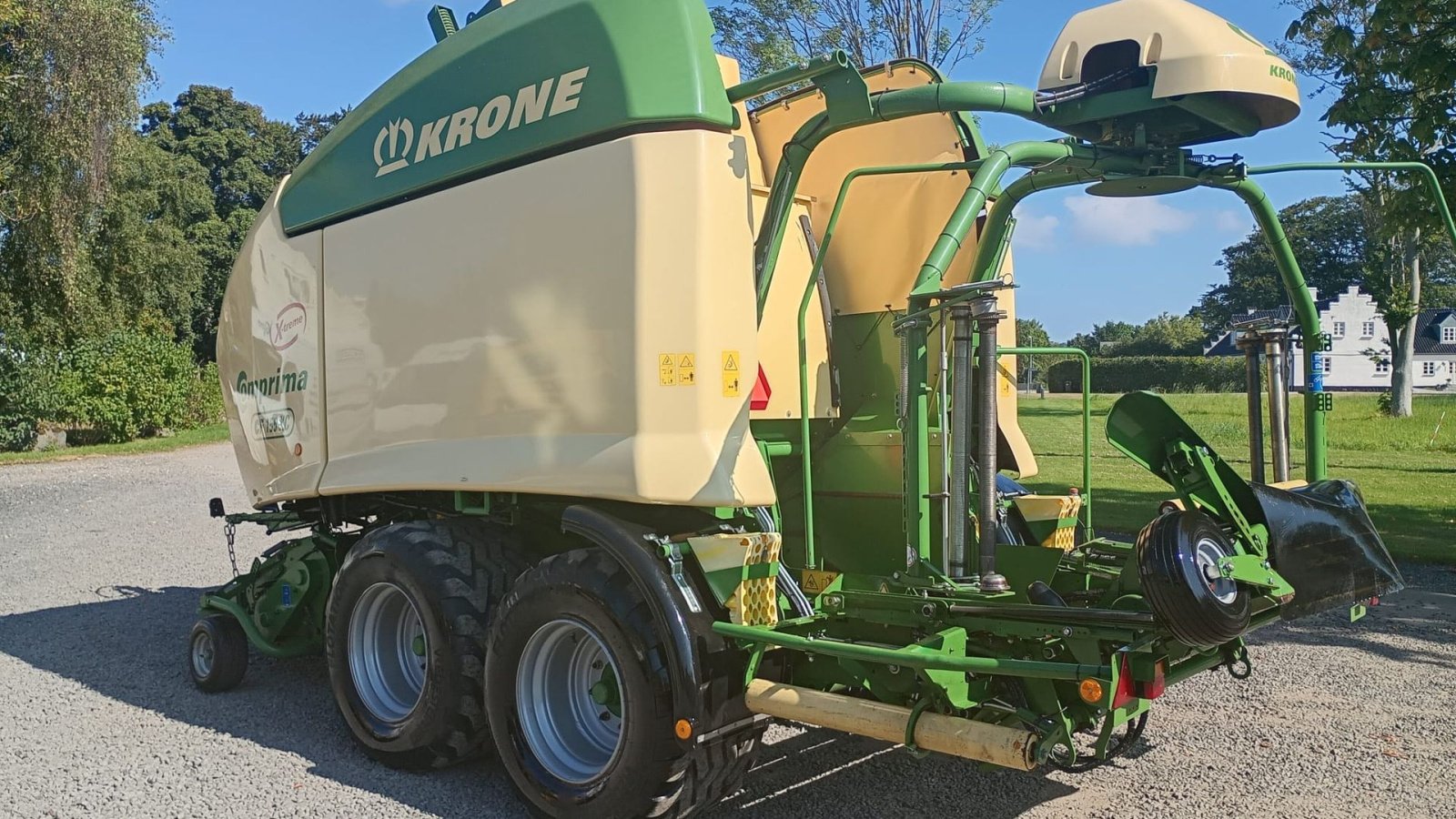 Rundballenpresse del tipo Krone Comprima CF 155 XC, Gebrauchtmaschine en Asperup (Imagen 4)