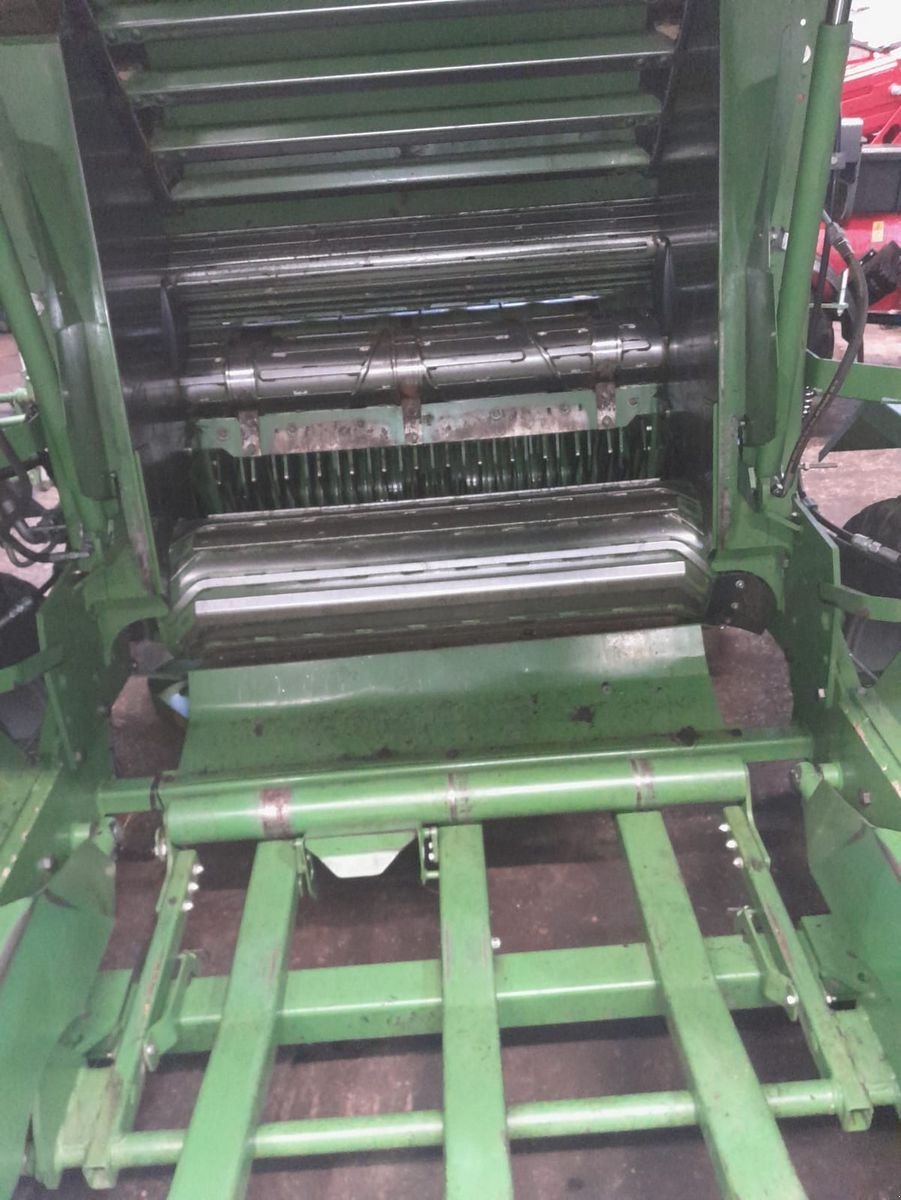 Rundballenpresse za tip Krone Comprima CF 155 XC, Gebrauchtmaschine u Hopfgarten (Slika 17)