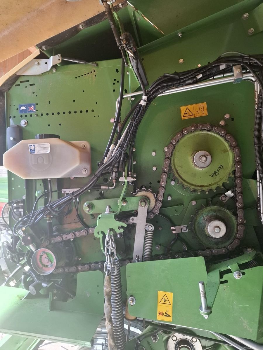 Rundballenpresse типа Krone Comprima CF 155 XC, Gebrauchtmaschine в Hopfgarten (Фотография 10)