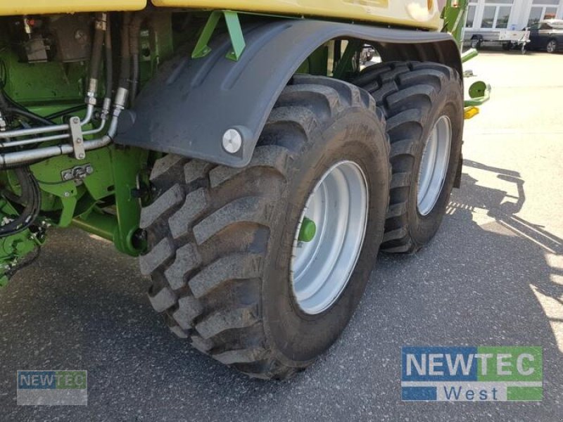 Rundballenpresse του τύπου Krone COMPRIMA CV 150 XC PLUS, Gebrauchtmaschine σε Nartum (Φωτογραφία 9)