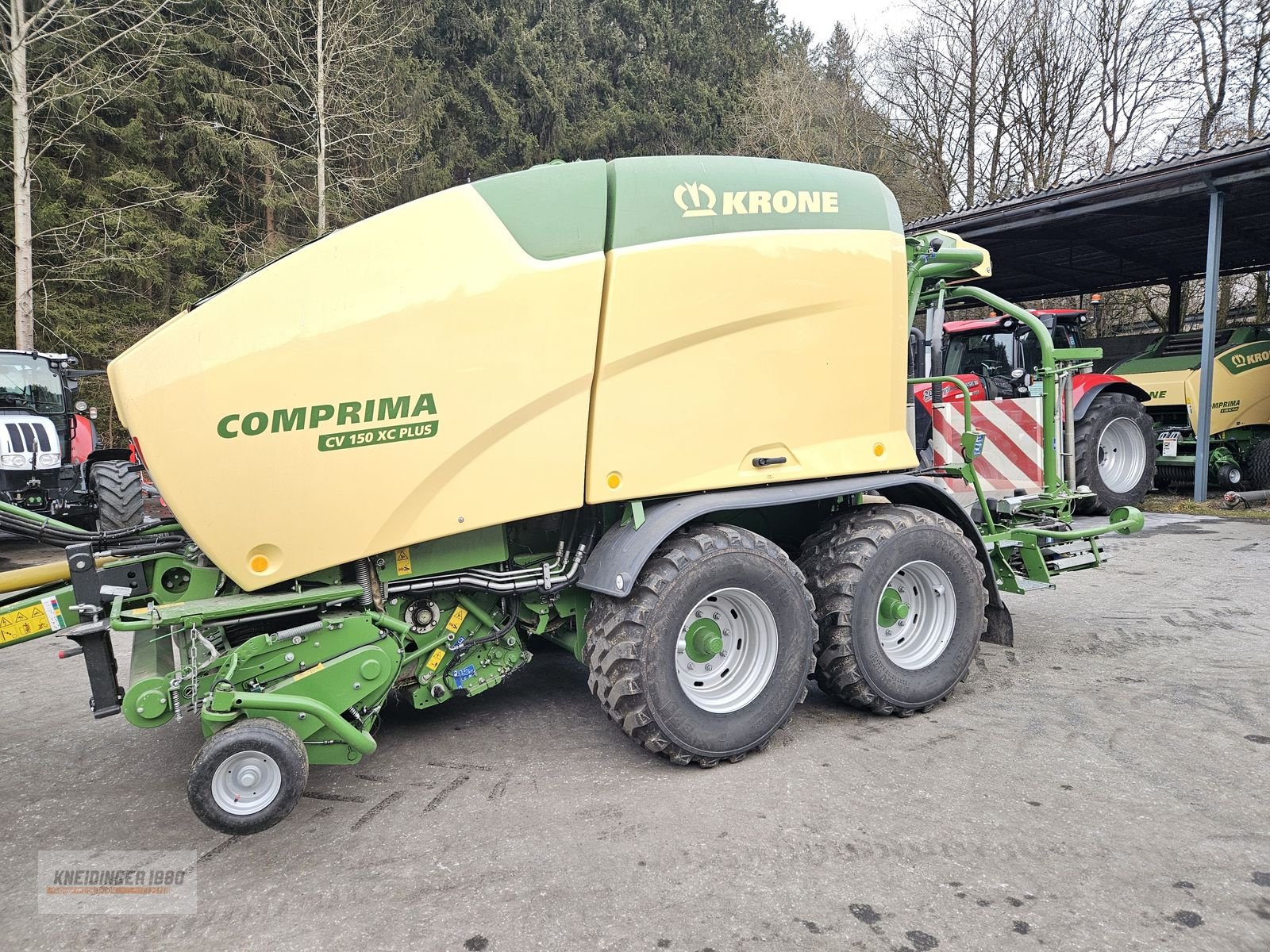 Rundballenpresse of the type Krone Comprima CV 150 XC Plus, Gebrauchtmaschine in Altenfelden (Picture 11)
