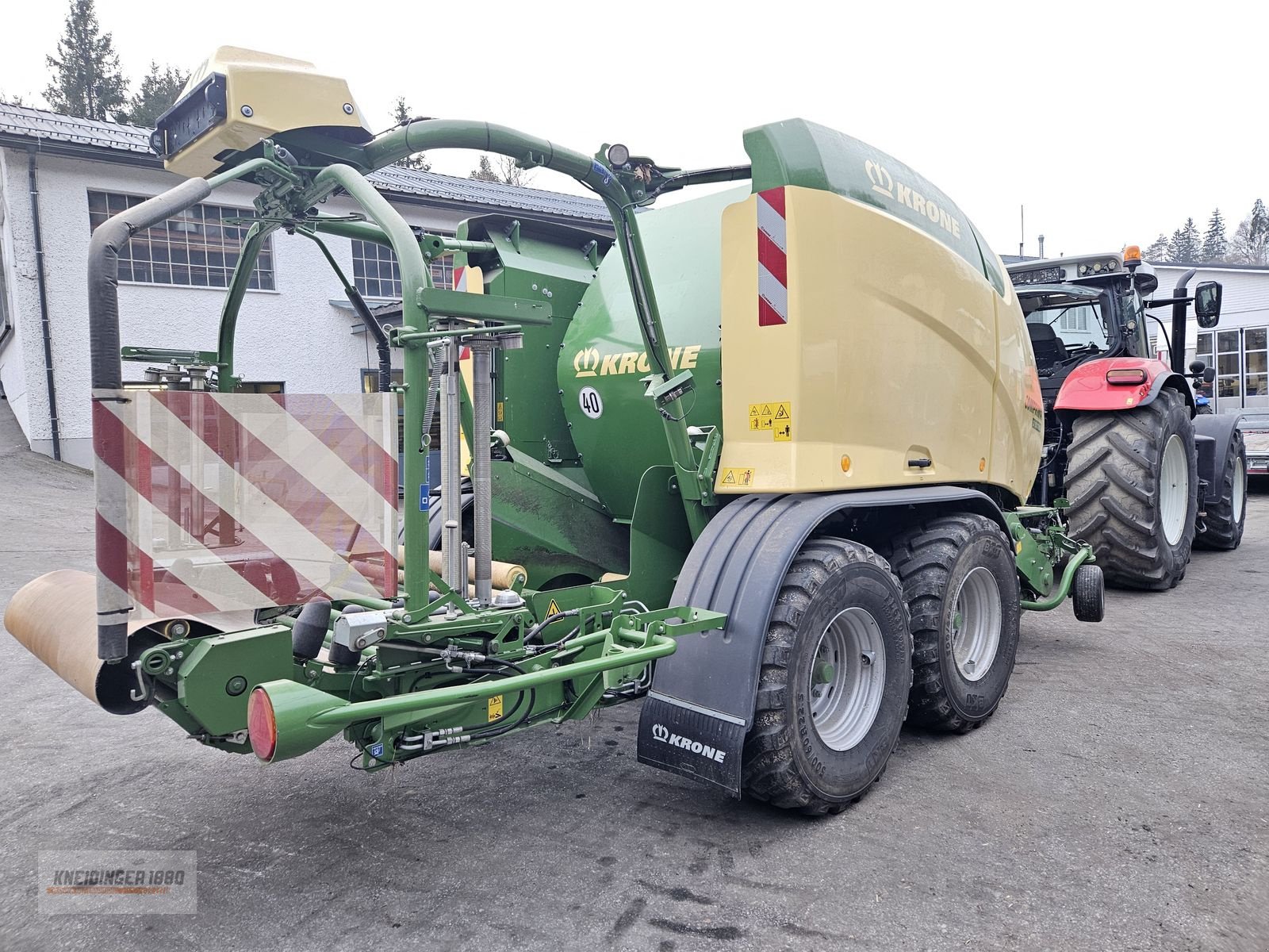Rundballenpresse of the type Krone Comprima CV 150 XC Plus, Gebrauchtmaschine in Altenfelden (Picture 8)