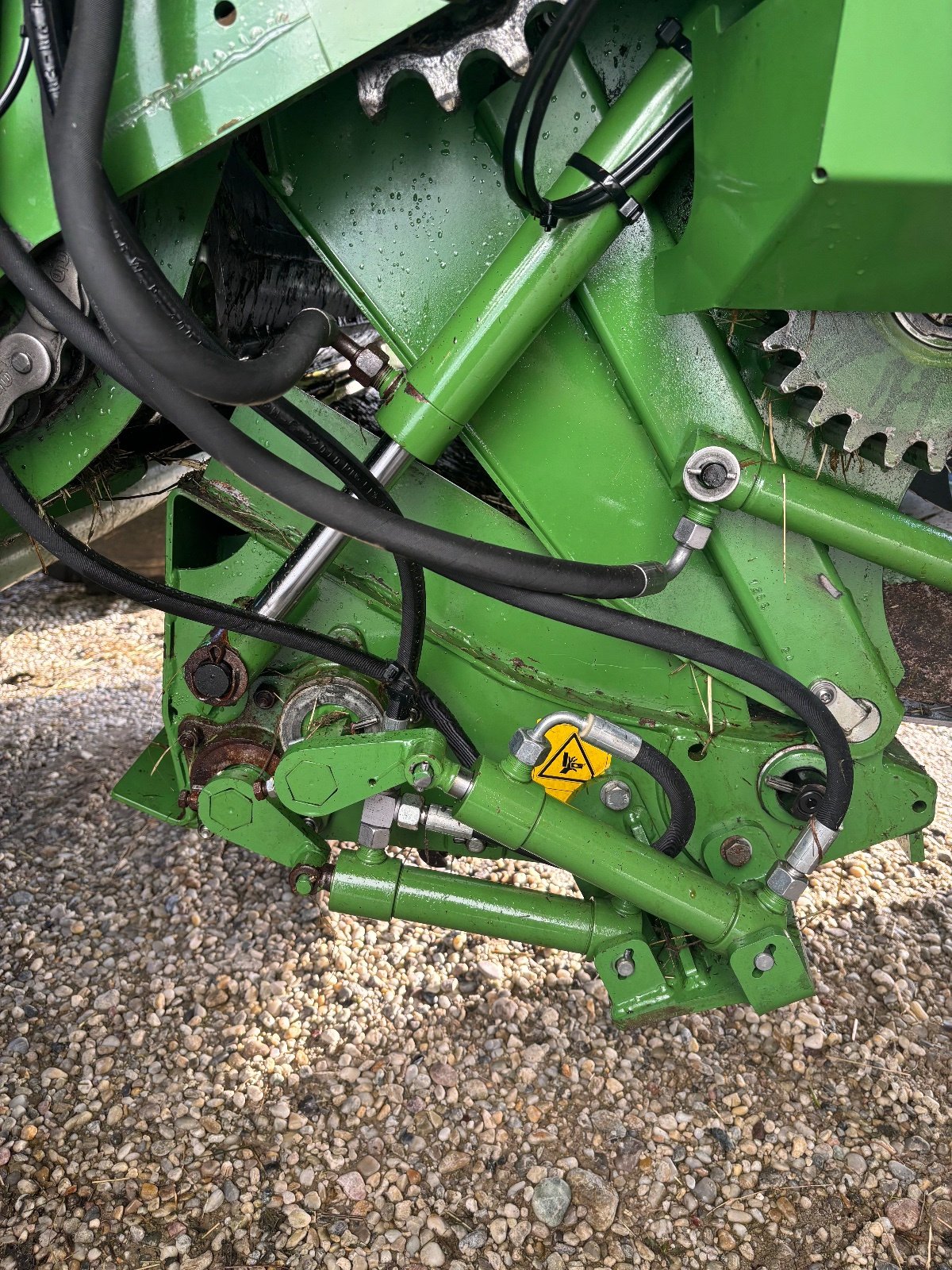 Rundballenpresse des Typs Krone Comprima CV 150 XC Plus, Gebrauchtmaschine in Massing (Bild 12)