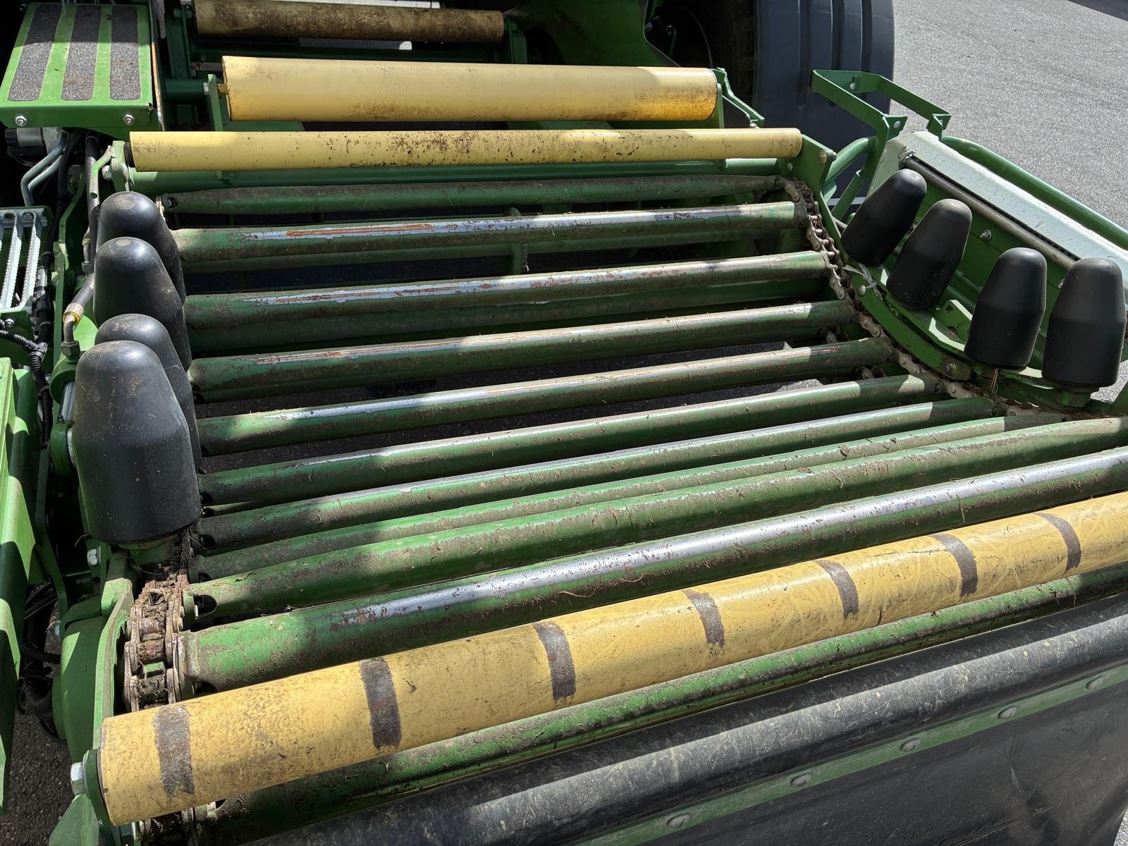Rundballenpresse za tip Krone Comprima CV 150 XC Plus, Gebrauchtmaschine u Germaringen (Slika 5)
