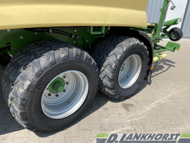 Rundballenpresse типа Krone Comprima CV 150 XC, Gebrauchtmaschine в Emsbüren (Фотография 8)