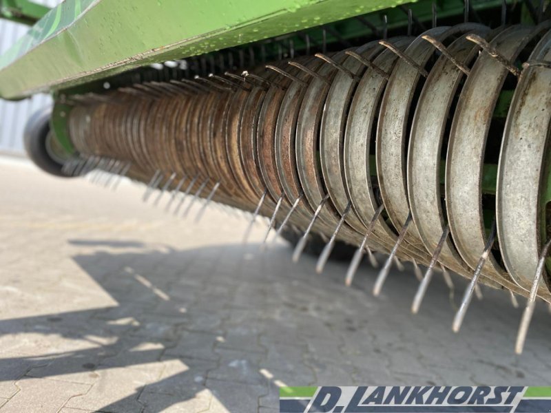 Rundballenpresse типа Krone Comprima CV 150 XC, Gebrauchtmaschine в Emsbüren (Фотография 11)