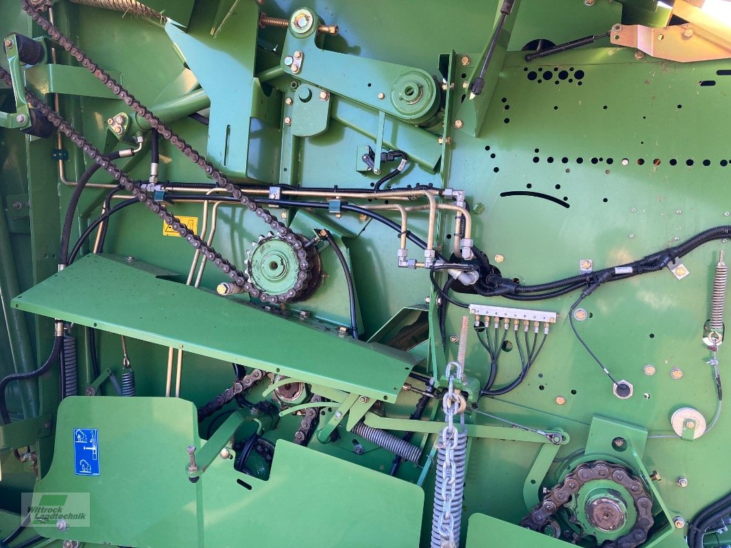 Rundballenpresse типа Krone Comprima CV 150 XC, Gebrauchtmaschine в Rhede / Brual (Фотография 2)