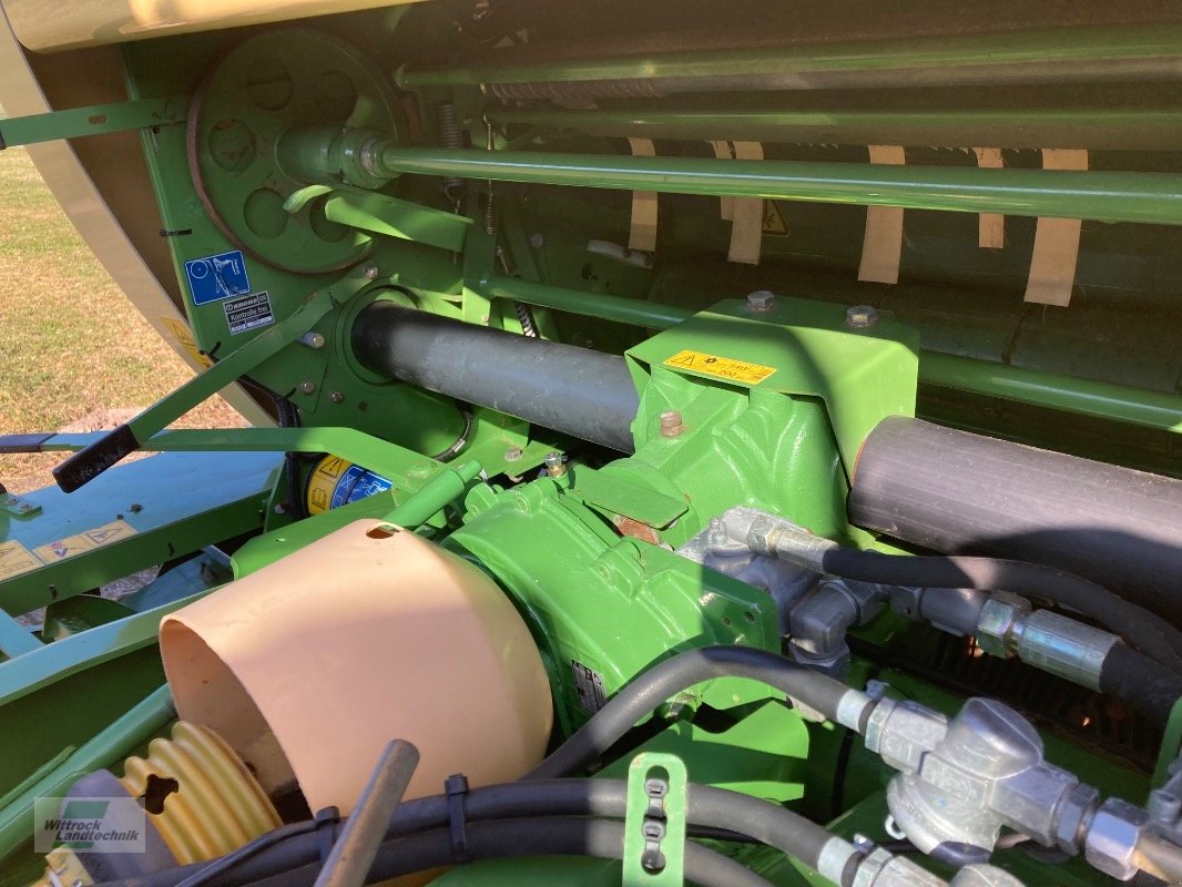Rundballenpresse типа Krone Comprima CV 150 XC, Gebrauchtmaschine в Rhede / Brual (Фотография 17)