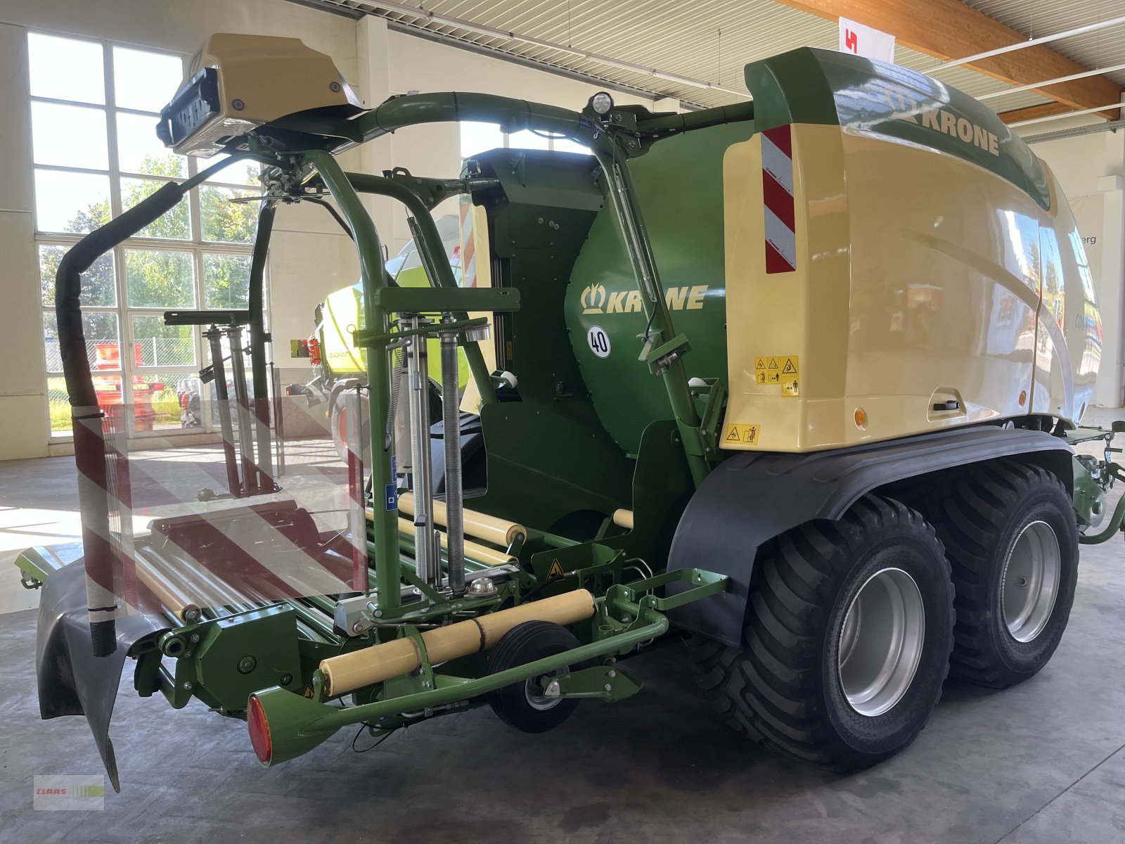 Rundballenpresse tip Krone Comprima CV 150 XC, Gebrauchtmaschine in Langenau (Poză 2)