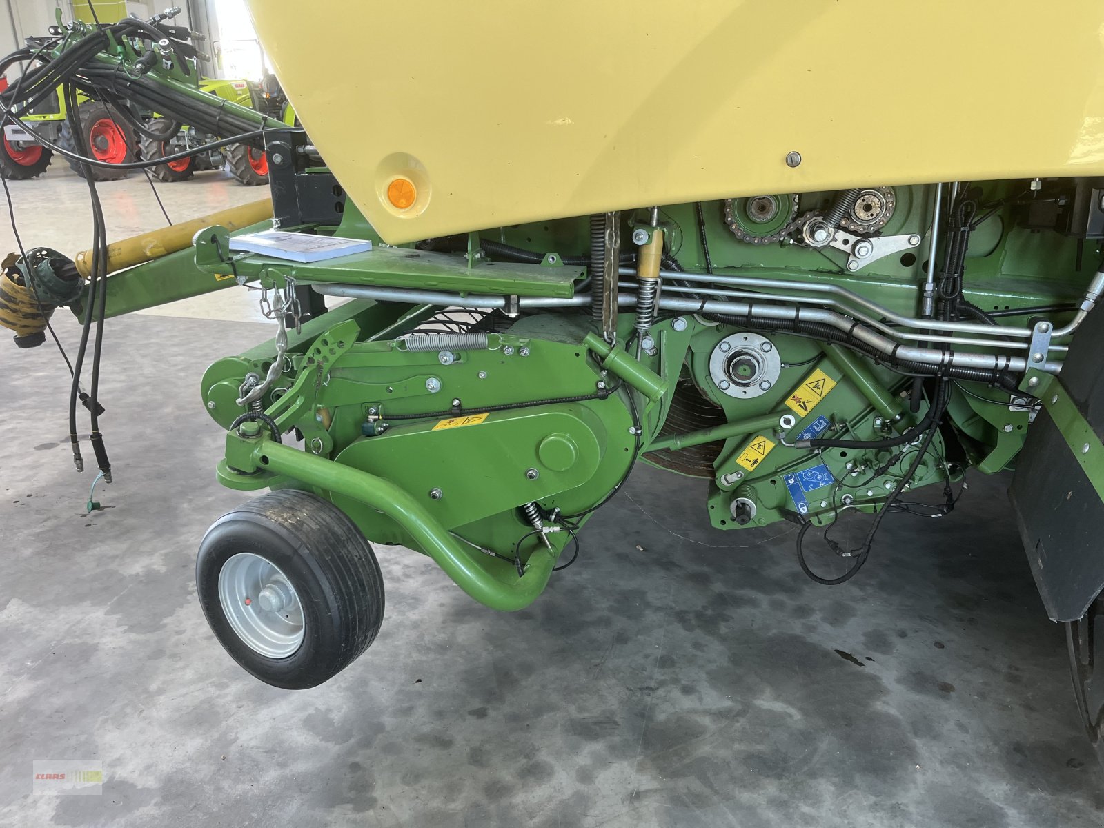 Rundballenpresse tip Krone Comprima CV 150 XC, Gebrauchtmaschine in Langenau (Poză 6)