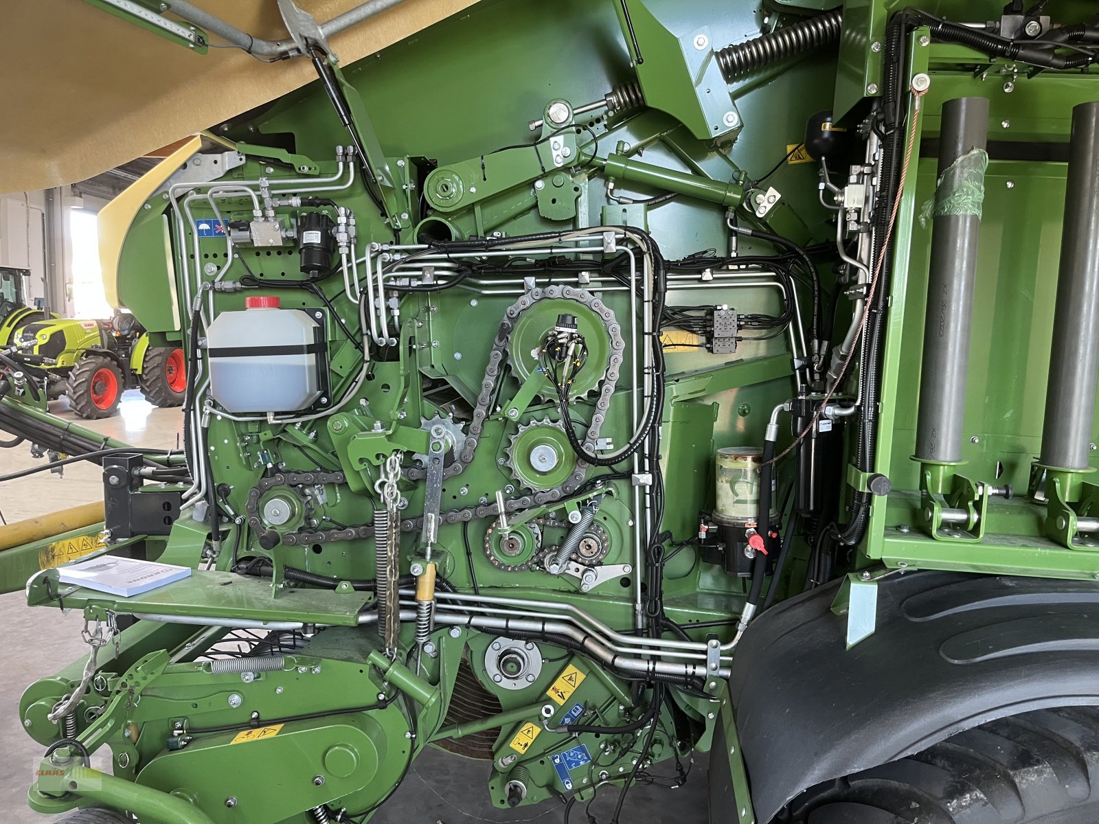 Rundballenpresse tip Krone Comprima CV 150 XC, Gebrauchtmaschine in Langenau (Poză 11)