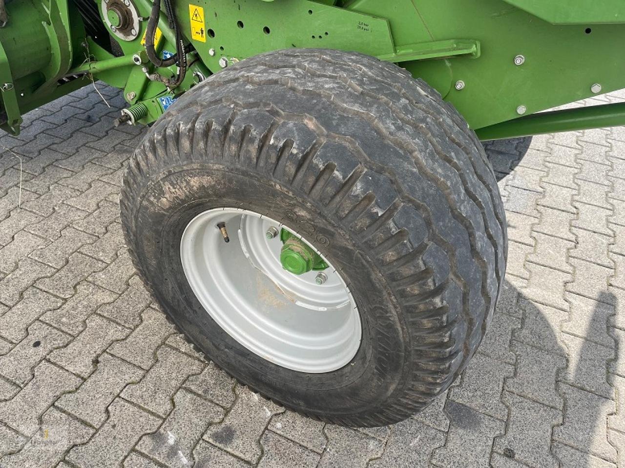 Rundballenpresse typu Krone Comprima F 125 XC, Gebrauchtmaschine v Neuhof - Dorfborn (Obrázek 8)
