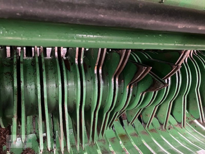 Rundballenpresse tip Krone Comprima F 125 XC, Gebrauchtmaschine in Marsberg (Poză 11)