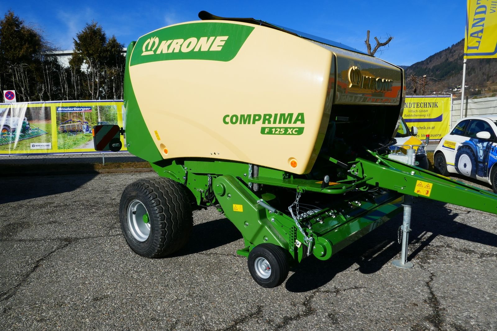 Rundballenpresse типа Krone Comprima F 125 XC, Gebrauchtmaschine в Villach (Фотография 1)