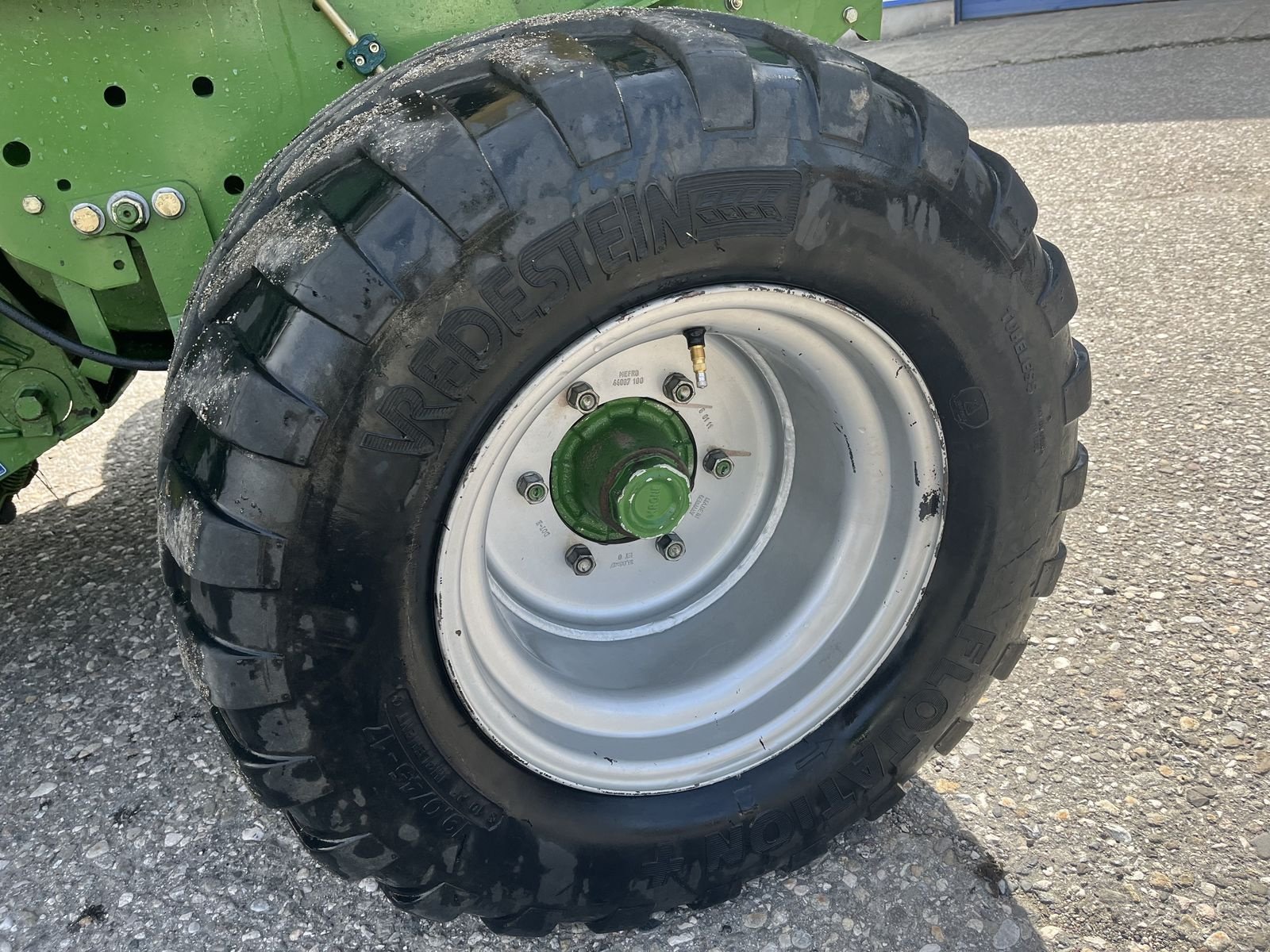 Rundballenpresse van het type Krone Comprima F 125 XC, Gebrauchtmaschine in Villach (Foto 13)