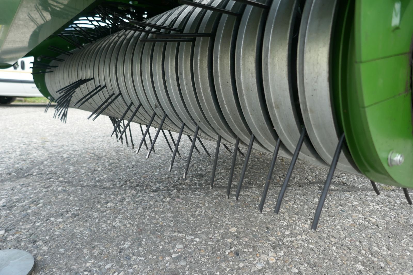 Rundballenpresse Türe ait Krone Comprima F 125 XC, Gebrauchtmaschine içinde Villach (resim 5)