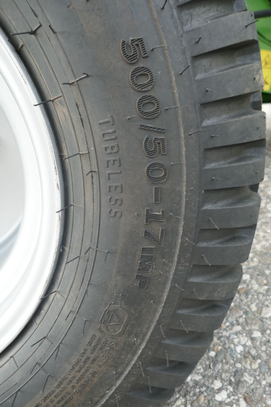 Rundballenpresse Türe ait Krone Comprima F 125 XC, Gebrauchtmaschine içinde Villach (resim 11)