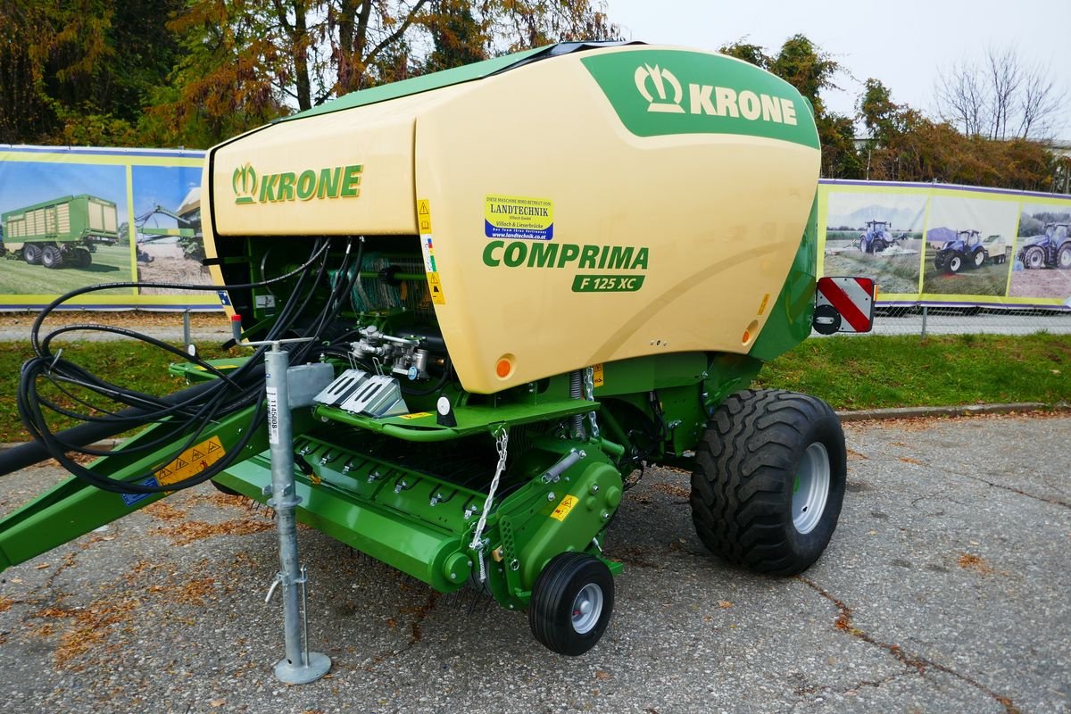 Rundballenpresse des Typs Krone Comprima F 125 XC, Gebrauchtmaschine in Villach (Bild 1)