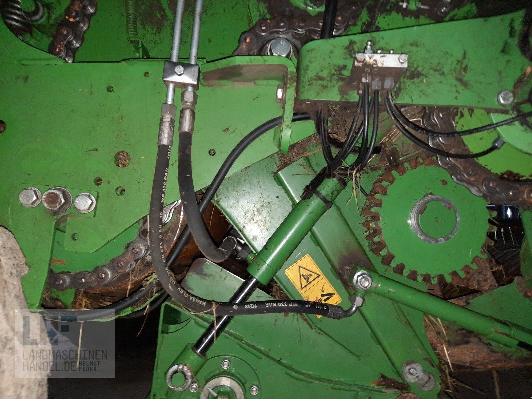 Rundballenpresse типа Krone Comprima F 155 XC, Gebrauchtmaschine в Burg/Spreewald (Фотография 11)