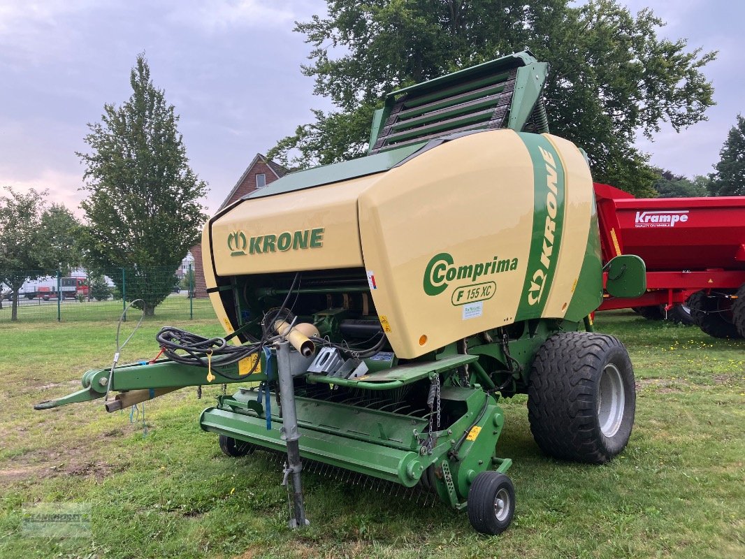Rundballenpresse Türe ait Krone COMPRIMA F 155 XC, Gebrauchtmaschine içinde Aurich (resim 3)