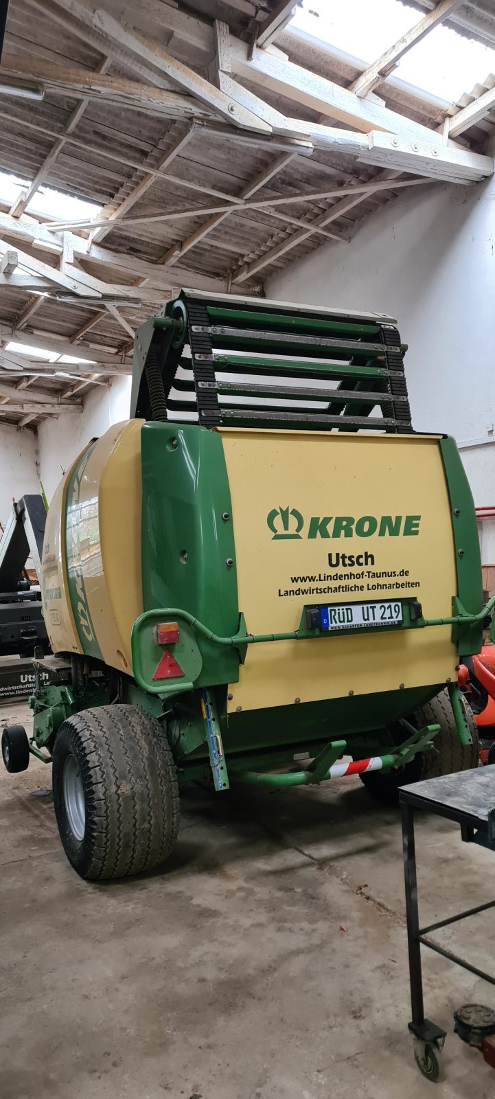 Rundballenpresse типа Krone Comprima F 155 XC, Gebrauchtmaschine в Idstein (Фотография 2)