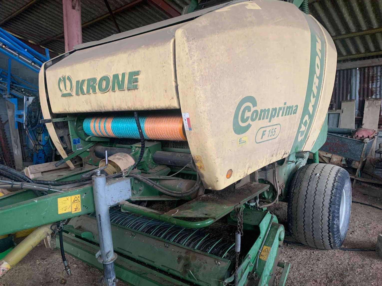 Rundballenpresse типа Krone COMPRIMA F 155, Gebrauchtmaschine в L'Isle-en-Dodon (Фотография 1)