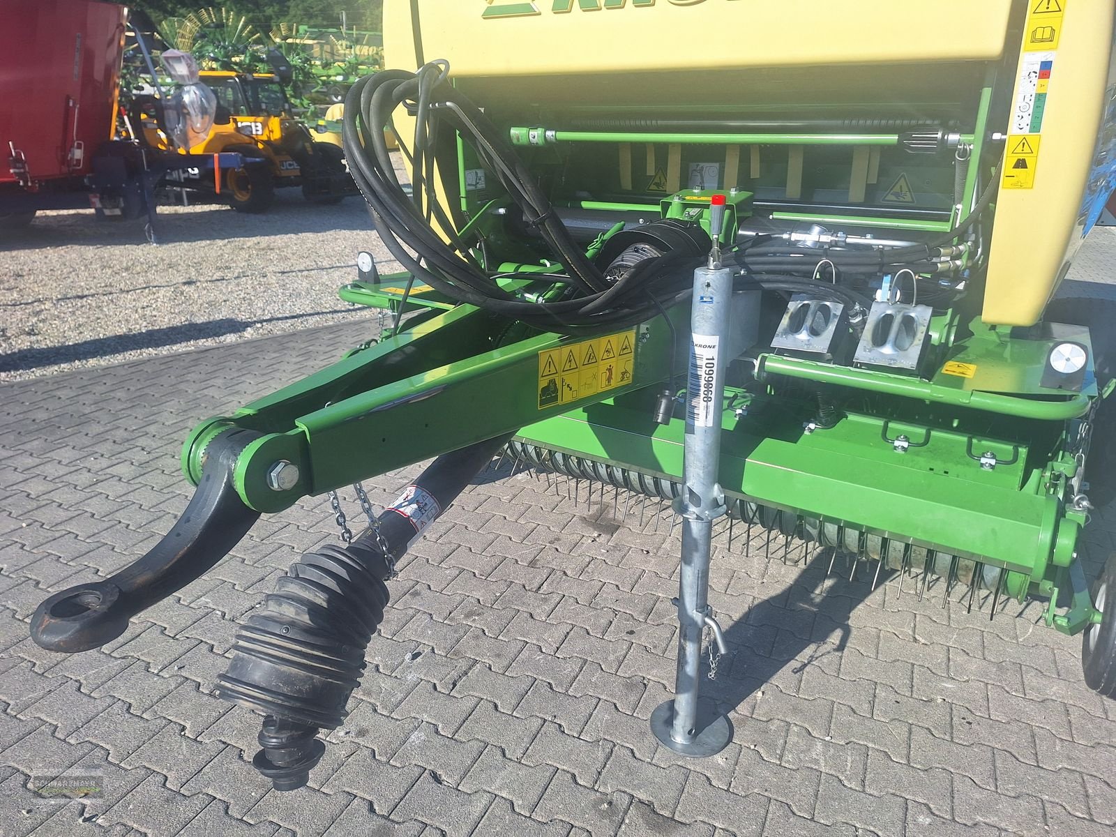 Rundballenpresse του τύπου Krone Comprima V 150 XC 17 Messer, Gebrauchtmaschine σε Aurolzmünster (Φωτογραφία 8)