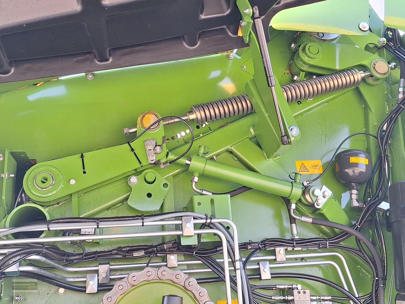 Rundballenpresse del tipo Krone Comprima V 150 XC Plus 26 Messer, Gebrauchtmaschine In Gampern (Immagine 17)