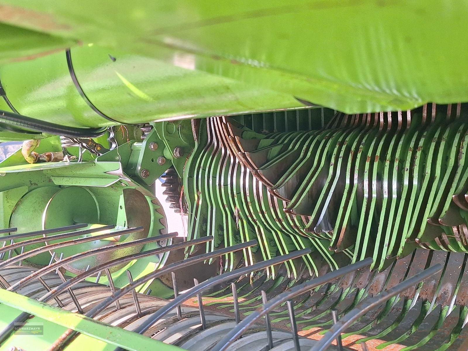 Rundballenpresse del tipo Krone Comprima V 150 XC Plus 26 Messer, Gebrauchtmaschine In Gampern (Immagine 23)