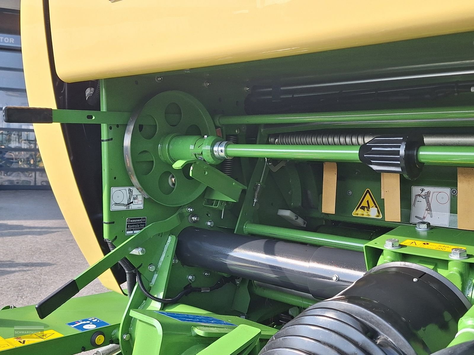 Rundballenpresse del tipo Krone Comprima V 150 XC Plus 26 Messer, Gebrauchtmaschine In Gampern (Immagine 8)