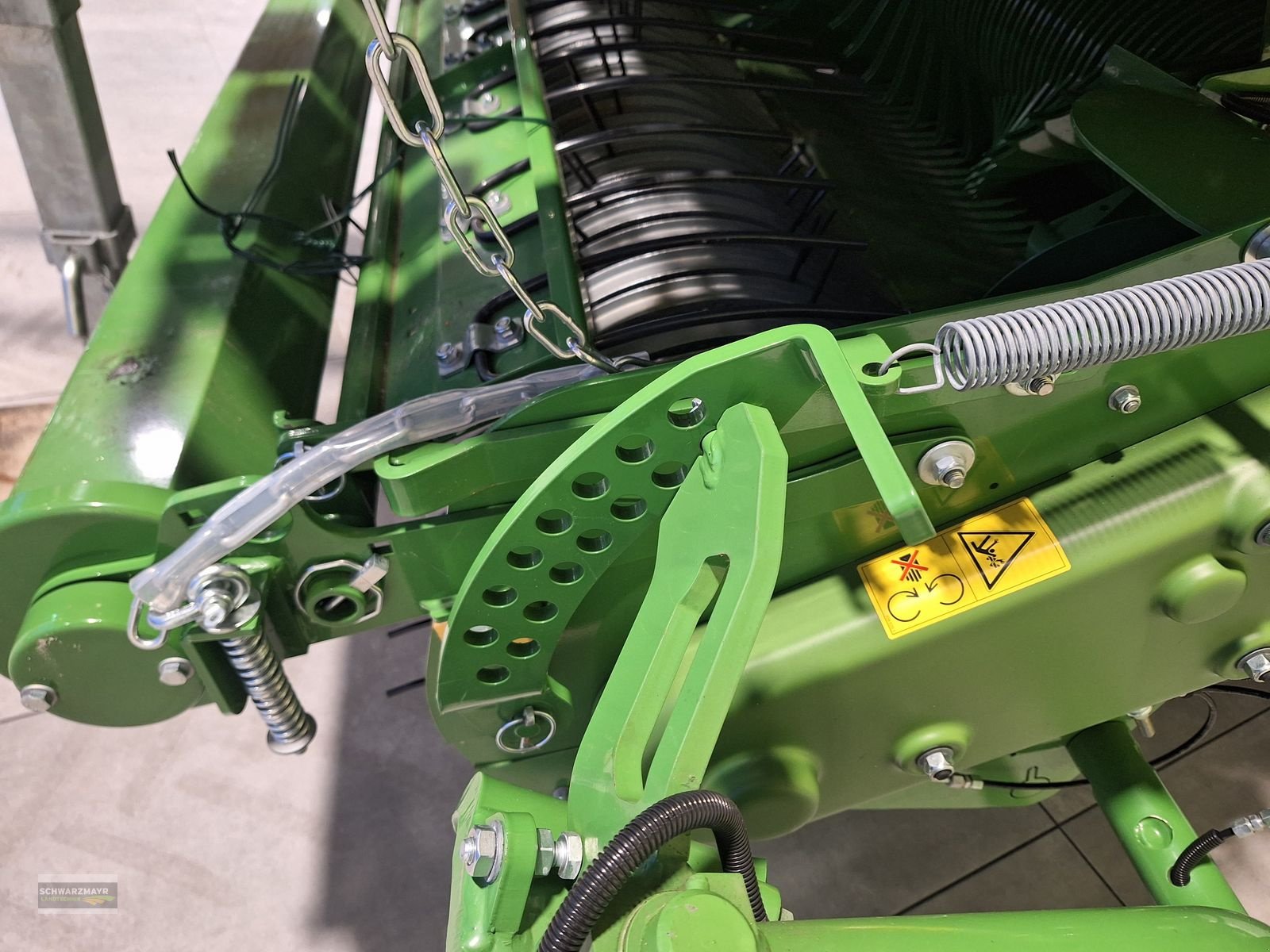 Rundballenpresse του τύπου Krone Comprima V 150 XC PLUS, Vorführmaschine σε Aurolzmünster (Φωτογραφία 17)