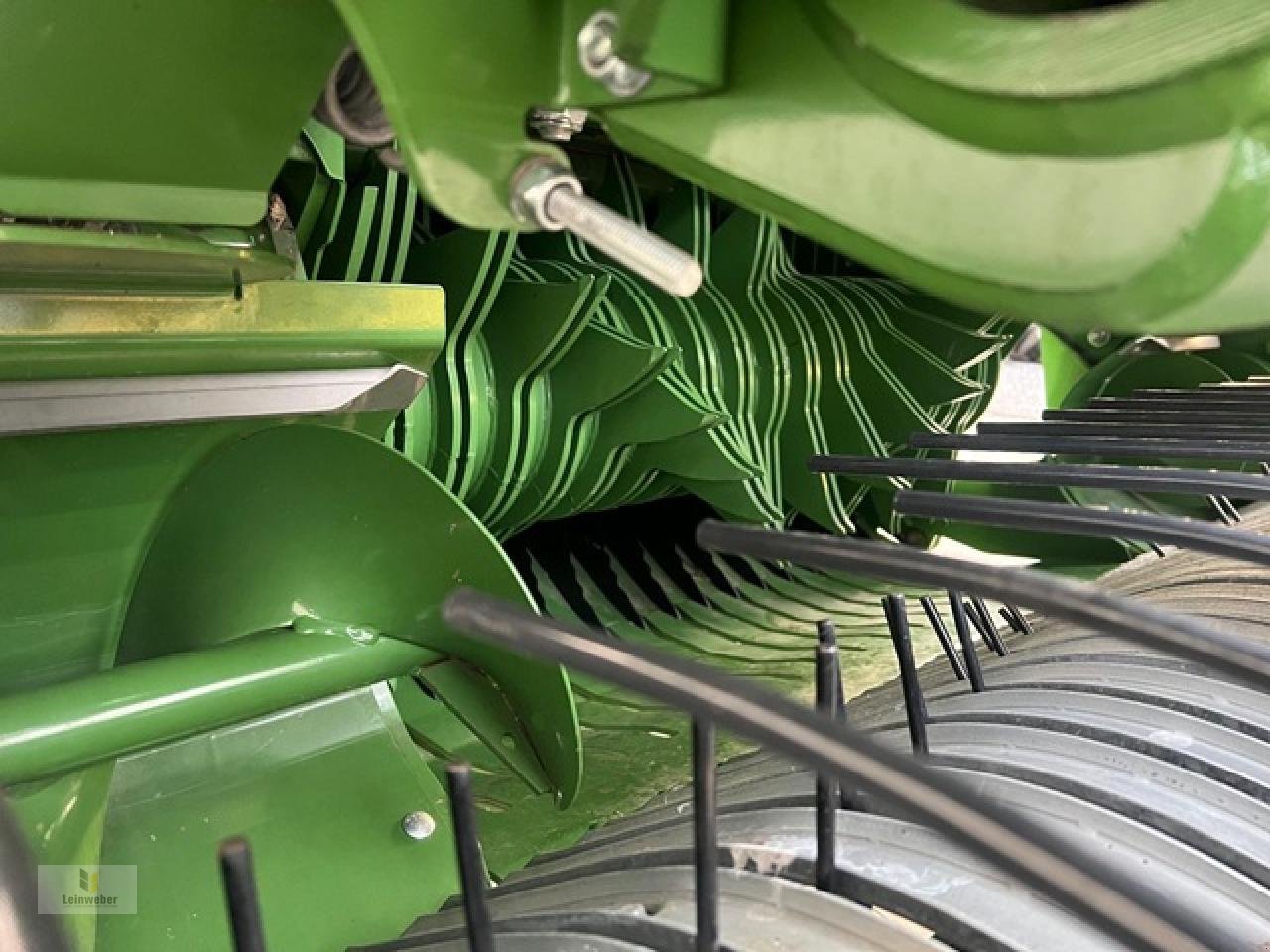 Rundballenpresse του τύπου Krone Comprima V 150 XC Plus, Neumaschine σε Neuhof - Dorfborn (Φωτογραφία 6)