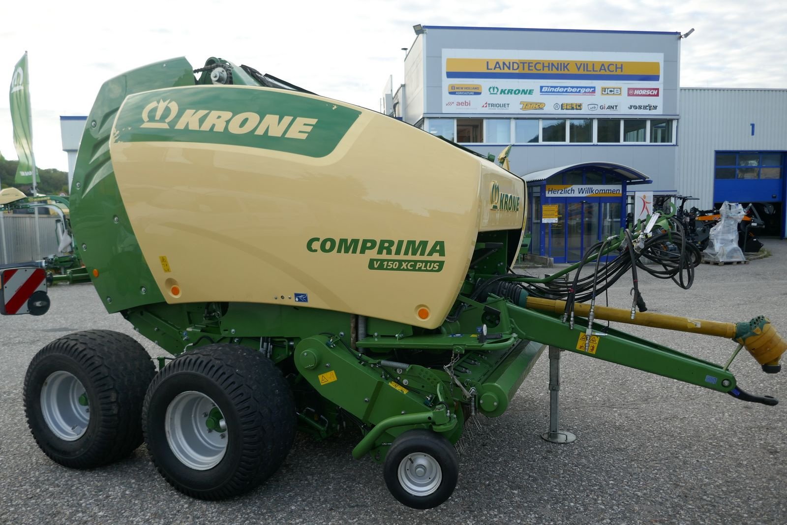 Rundballenpresse типа Krone Comprima V 150 XC Plus, Gebrauchtmaschine в Villach (Фотография 5)
