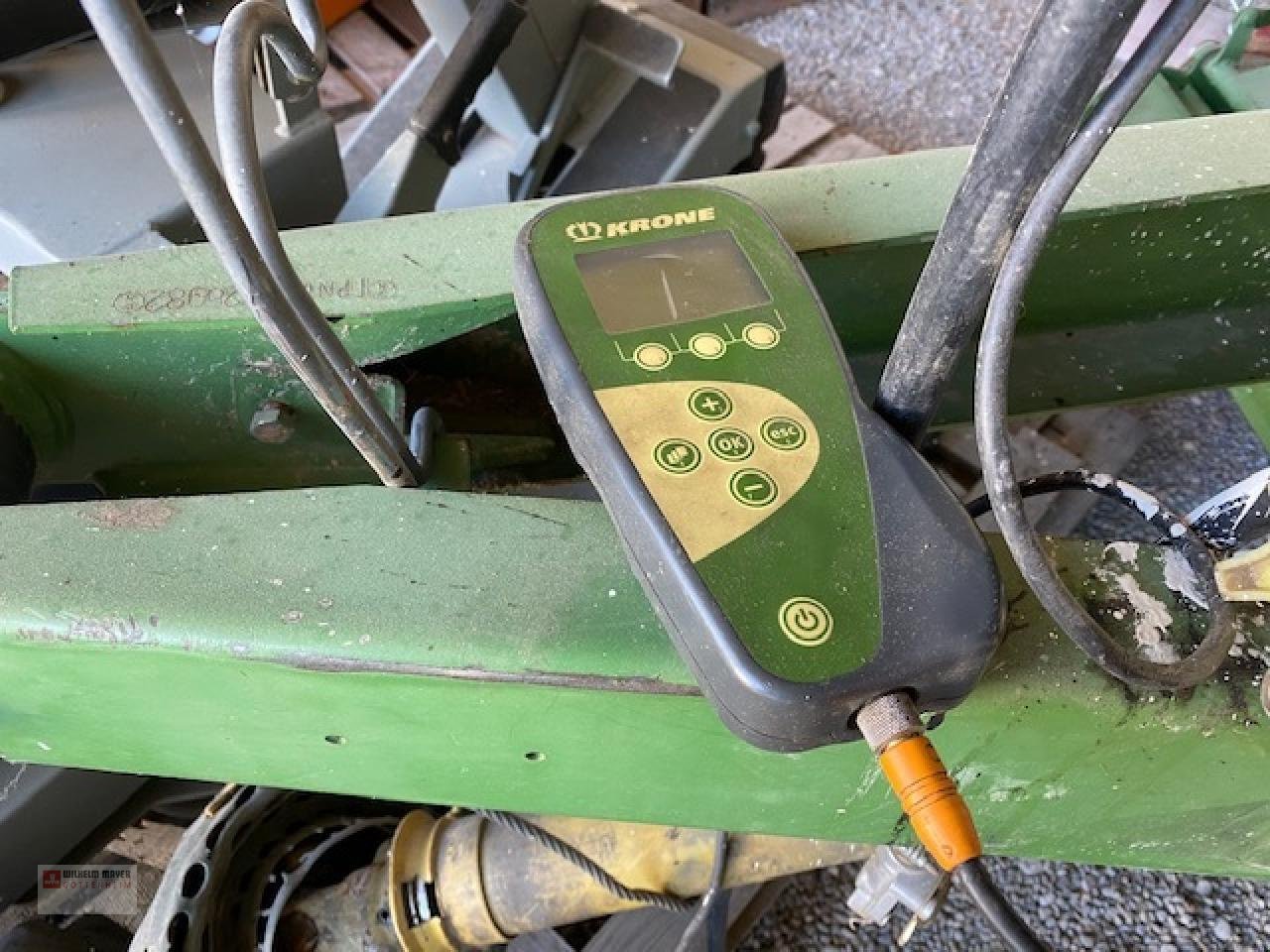 Rundballenpresse van het type Krone COMPRIMA V 150 XC RUNDBALLENPRESSE, Gebrauchtmaschine in Gottenheim (Foto 4)