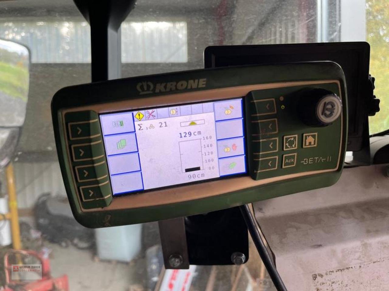 Rundballenpresse of the type Krone COMPRIMA V 150 XC X-TREME, Gebrauchtmaschine in Gottenheim (Picture 6)