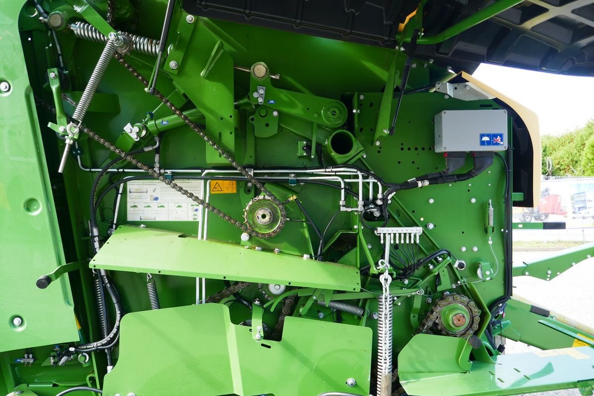 Rundballenpresse typu Krone Comprima V 150 XC X-treme, Gebrauchtmaschine v Villach (Obrázek 14)