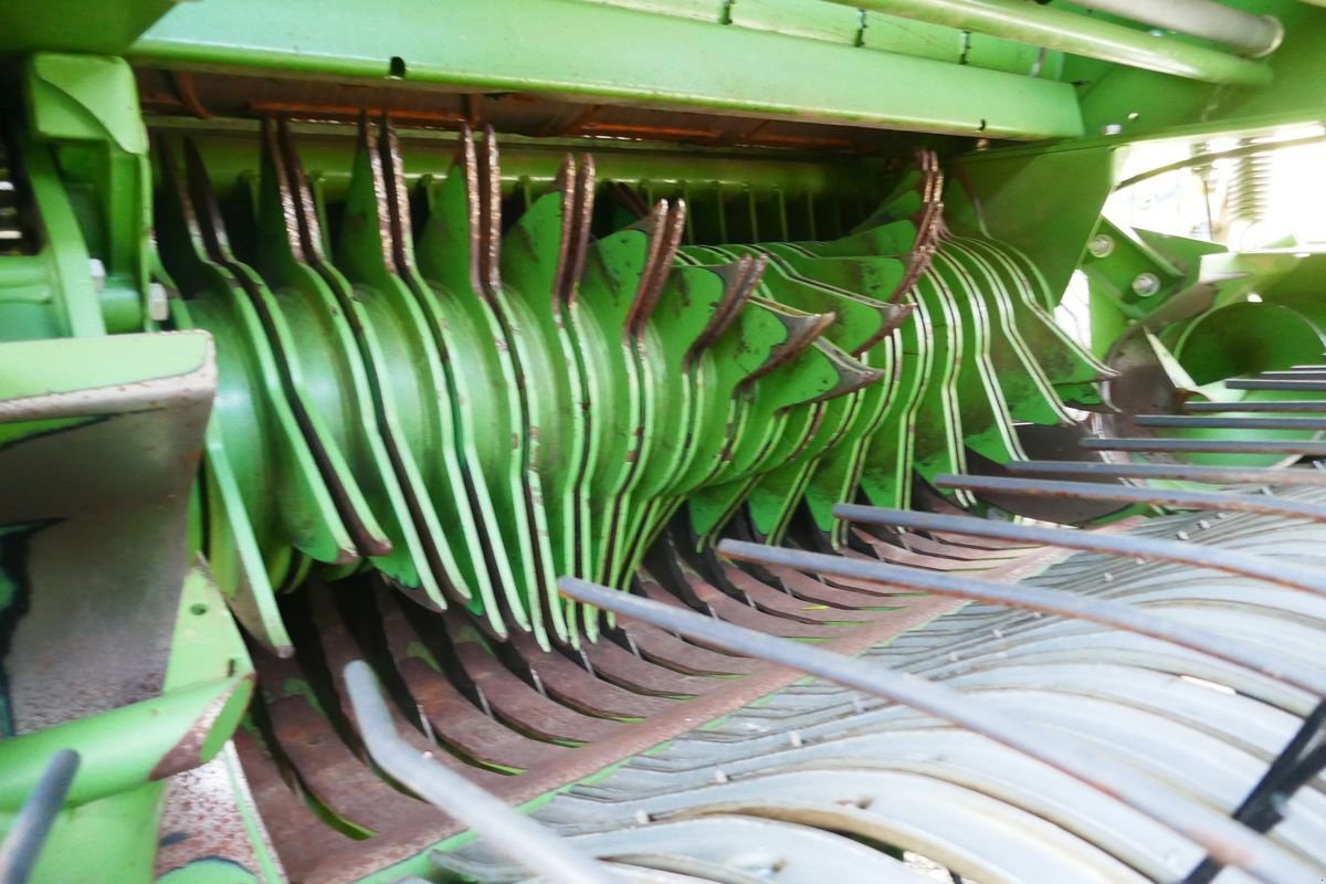 Rundballenpresse typu Krone Comprima V 150 XC X-treme, Gebrauchtmaschine v Villach (Obrázek 9)