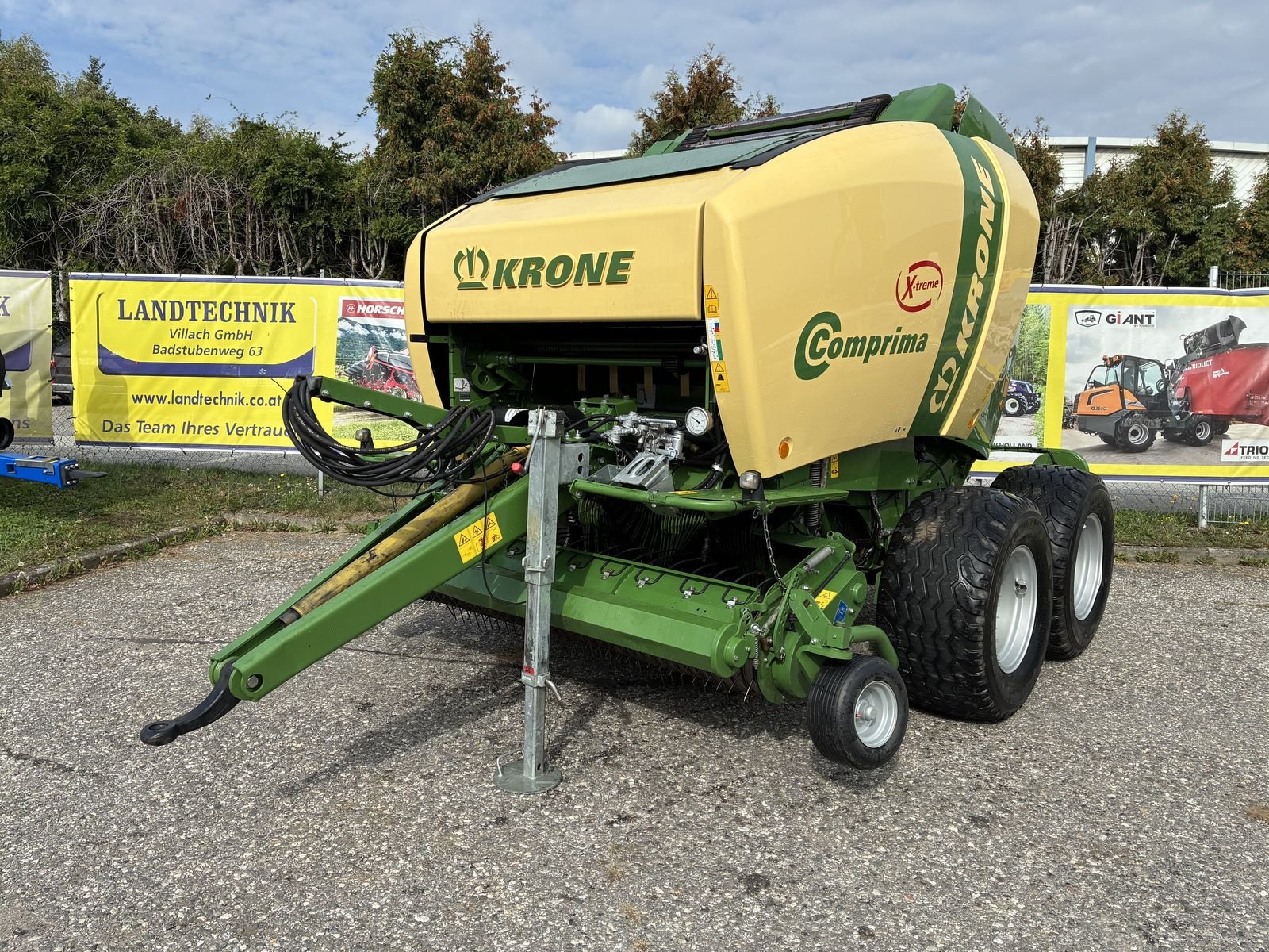 Rundballenpresse del tipo Krone Comprima V 150 XC X-treme, Gebrauchtmaschine en Villach (Imagen 2)