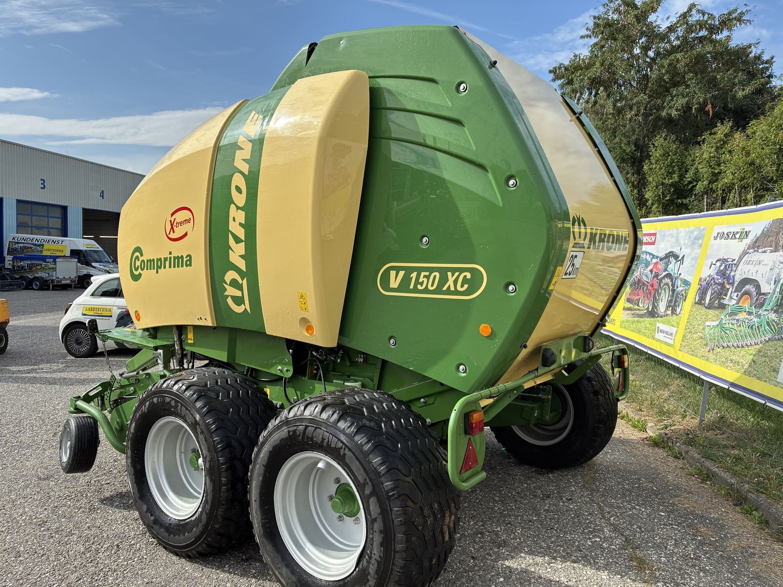 Rundballenpresse del tipo Krone Comprima V 150 XC X-treme, Gebrauchtmaschine en Villach (Imagen 3)
