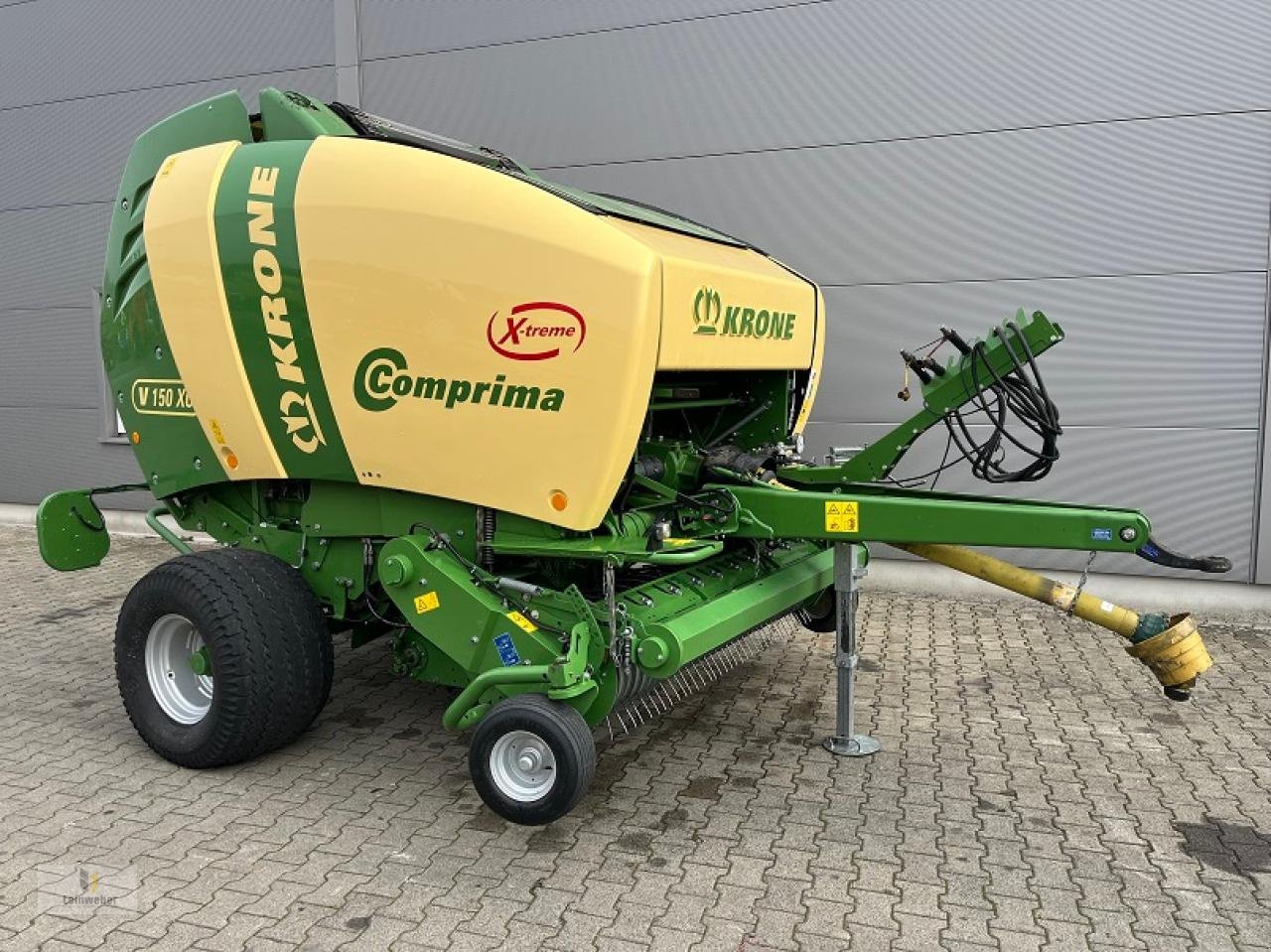 Rundballenpresse typu Krone Comprima V 150 XC XTREME, Gebrauchtmaschine w Neuhof - Dorfborn (Zdjęcie 1)