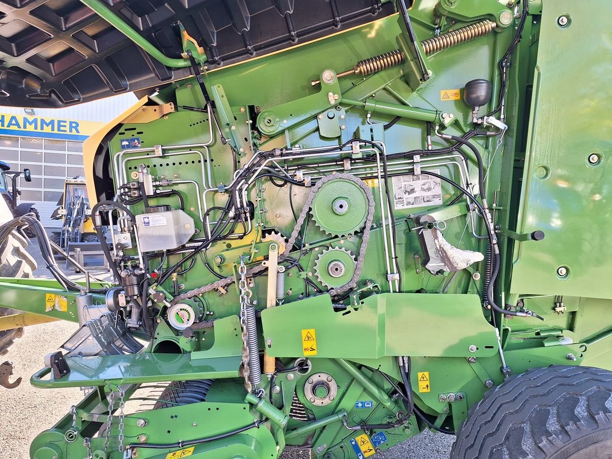 Rundballenpresse tip Krone Comprima V 150 XC, Gebrauchtmaschine in Burgkirchen (Poză 8)