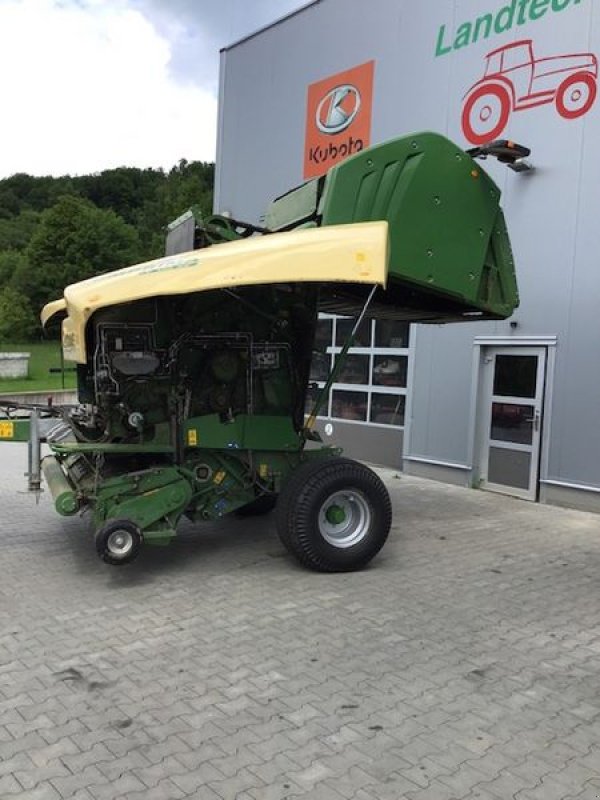Rundballenpresse Türe ait Krone Comprima   V 150 XC, Gebrauchtmaschine içinde Stössing (resim 5)