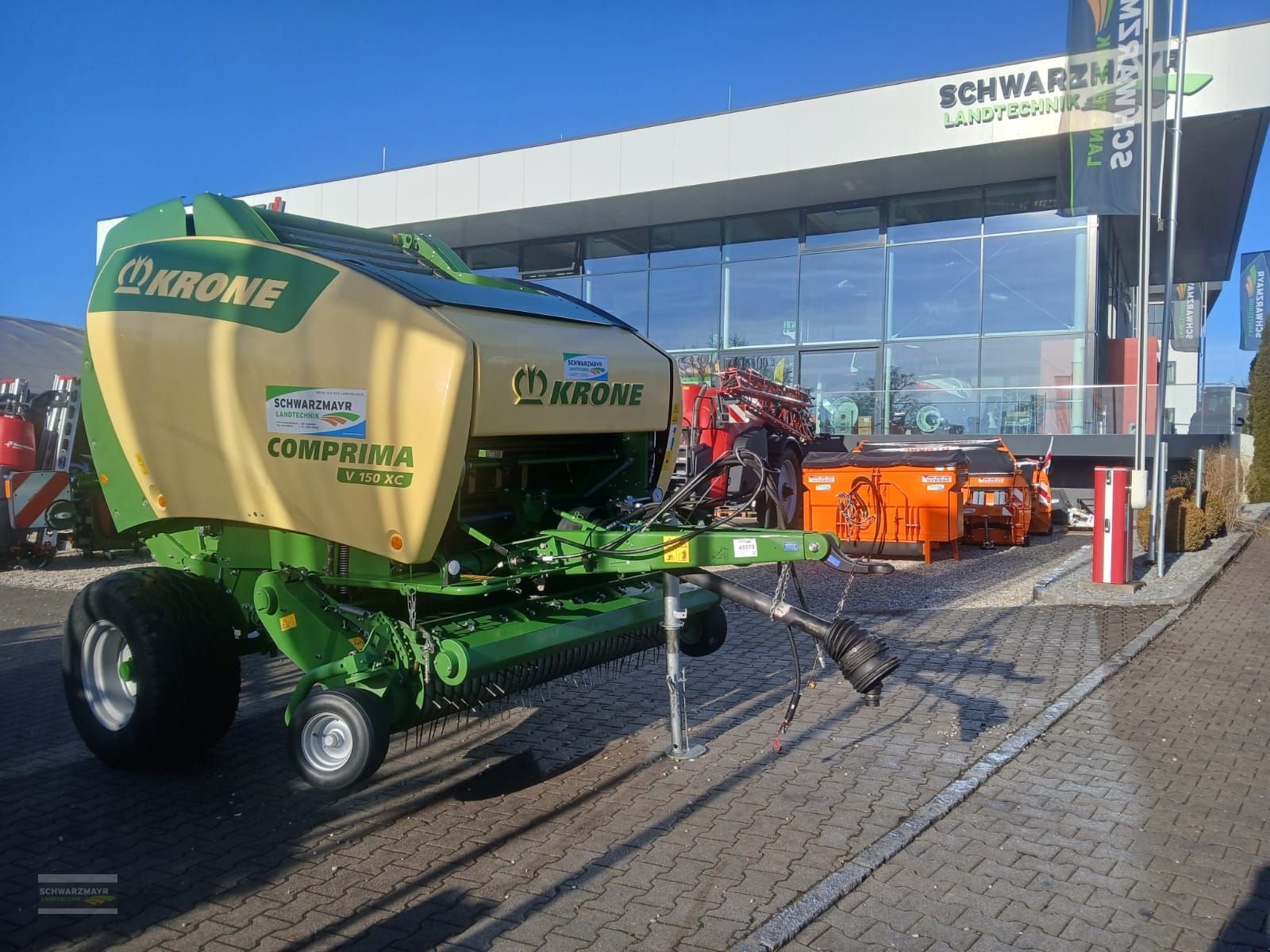 Rundballenpresse des Typs Krone Comprima V 150 XC, Gebrauchtmaschine in Aurolzmünster (Bild 2)